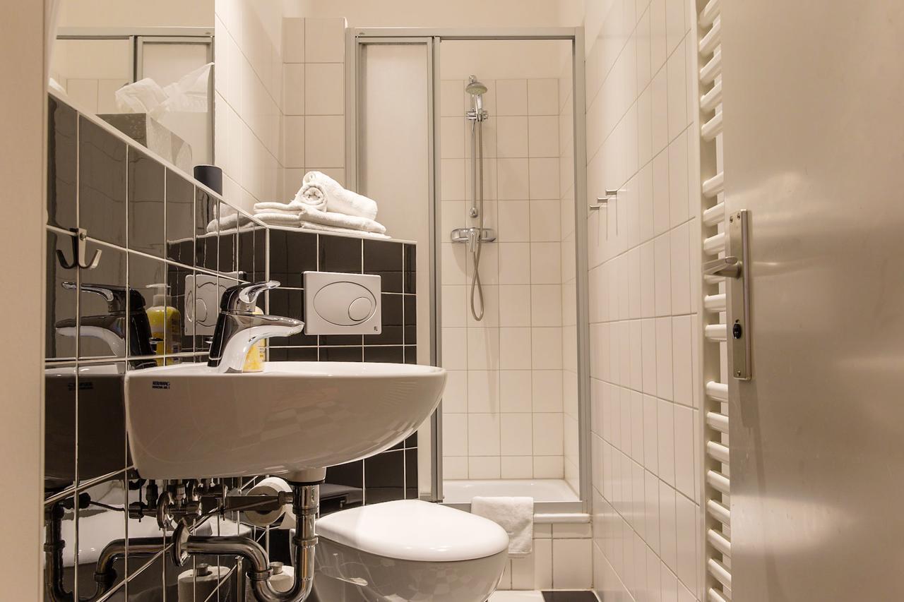 Apartment Kopen Lessing Charlotte Mauerpark Berlin Bagian luar foto
